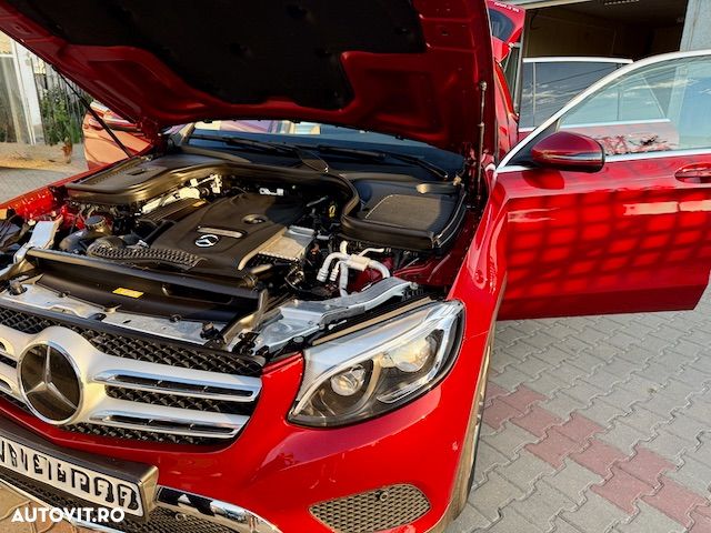 Mercedes-Benz GLC 250 4MATIC - 9
