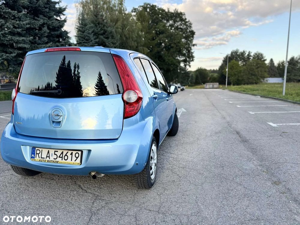 Opel Agila - 8