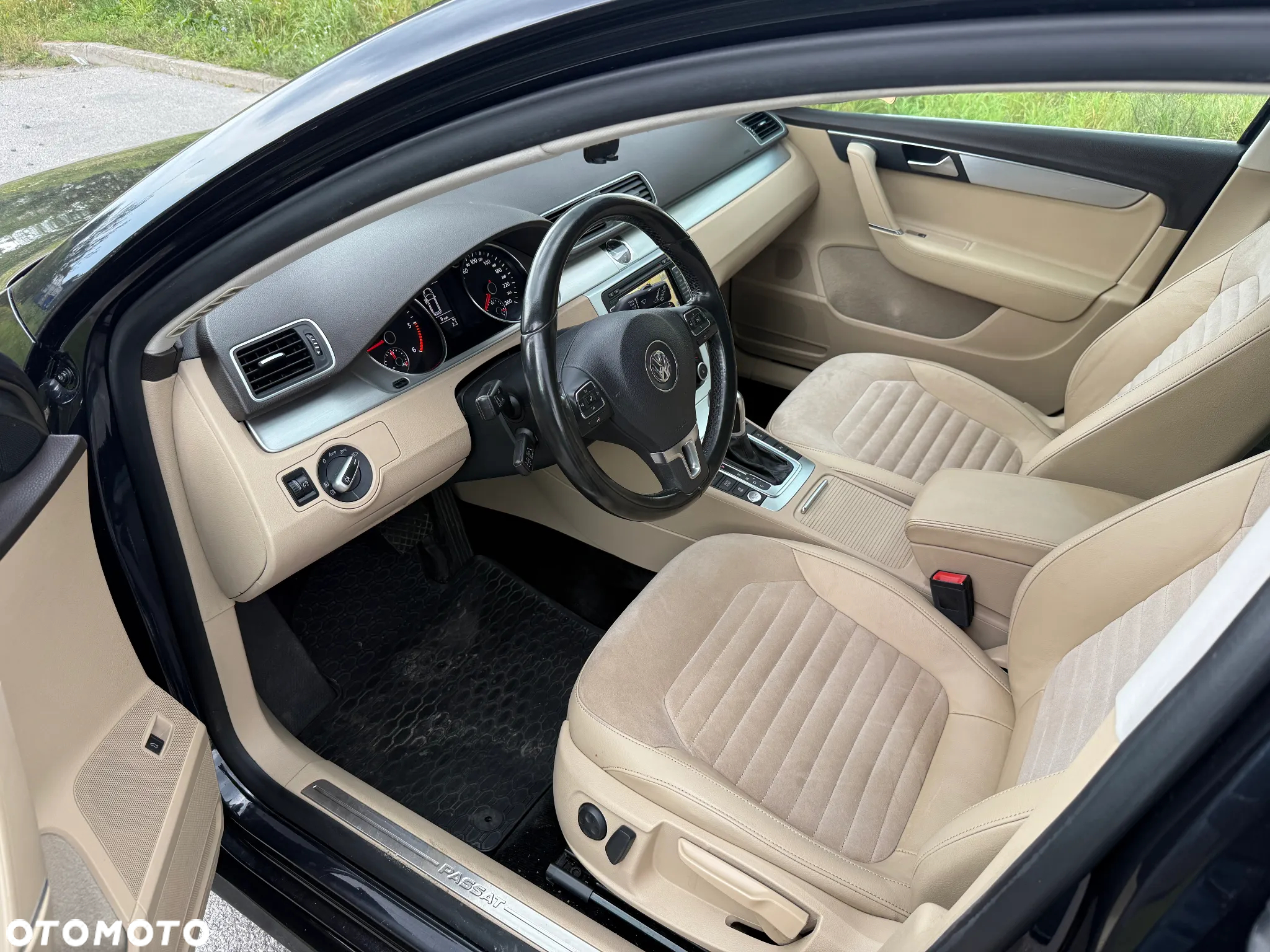 Volkswagen Passat - 17