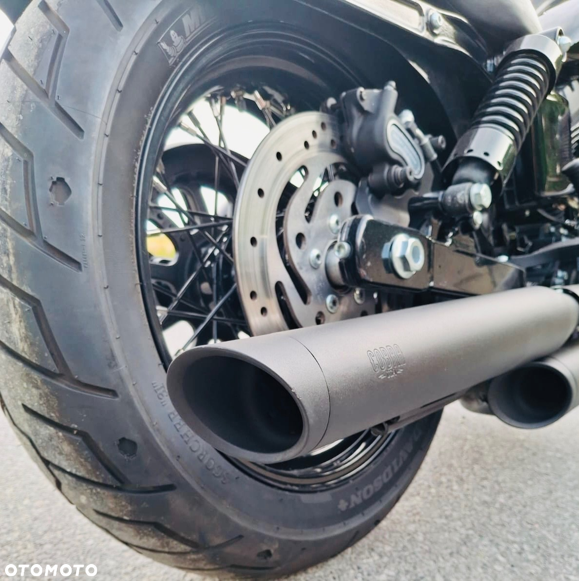 Harley-Davidson Dyna Street Bob - 9
