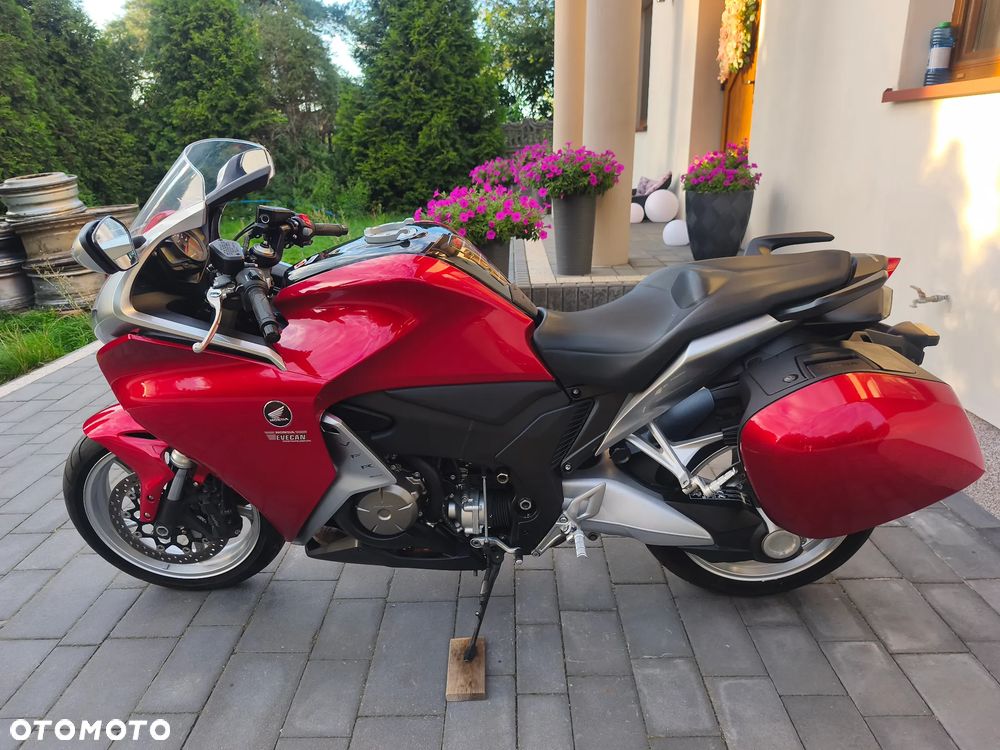 Honda VFR - 6