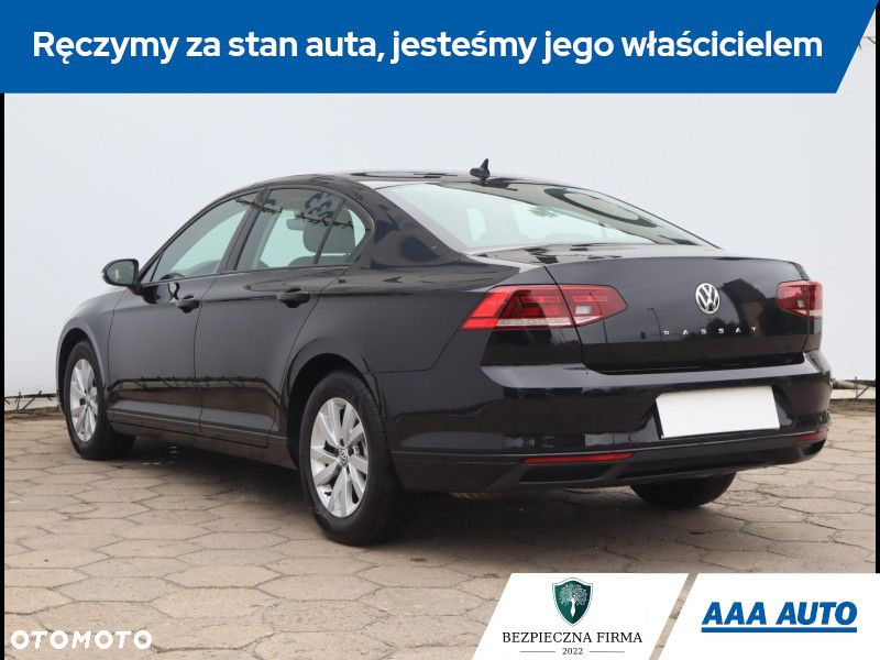 Volkswagen Passat - 5