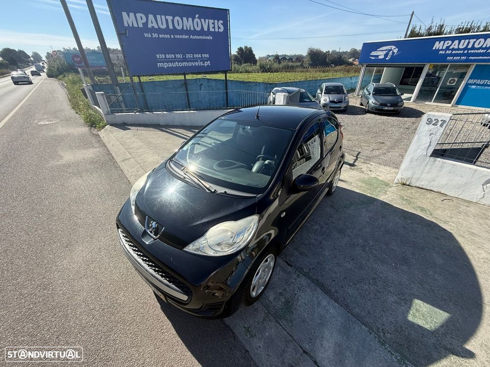Peugeot 107 1.0 Black&Silver - 10