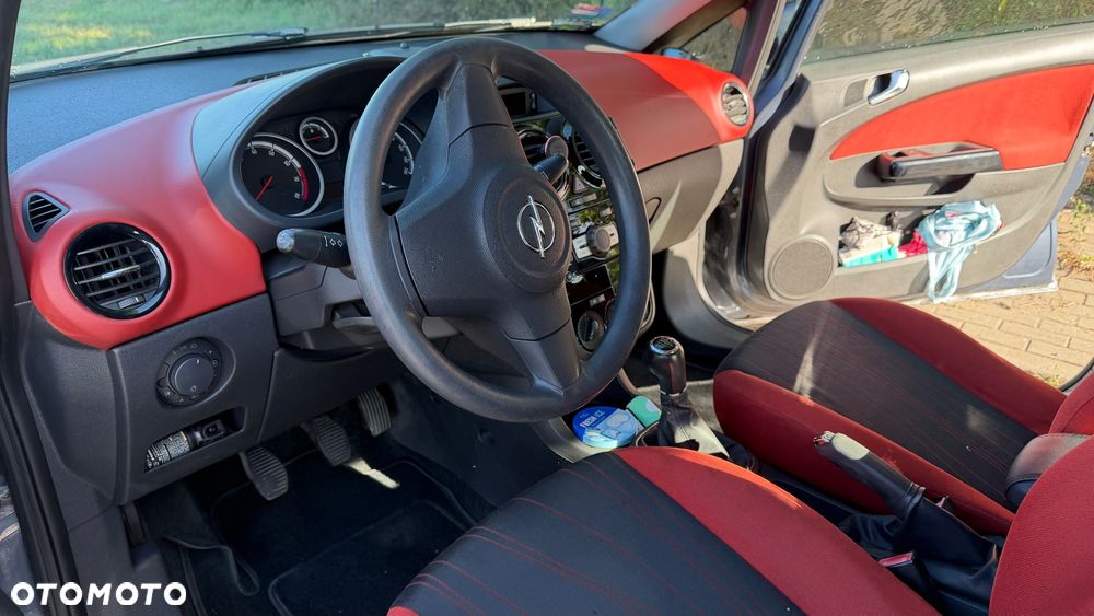 Opel Corsa 1.4 16V Enjoy - 13