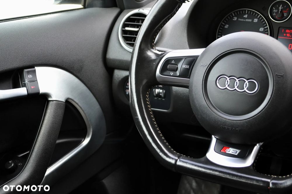 Audi S3 2.0T FSI Quattro - 23