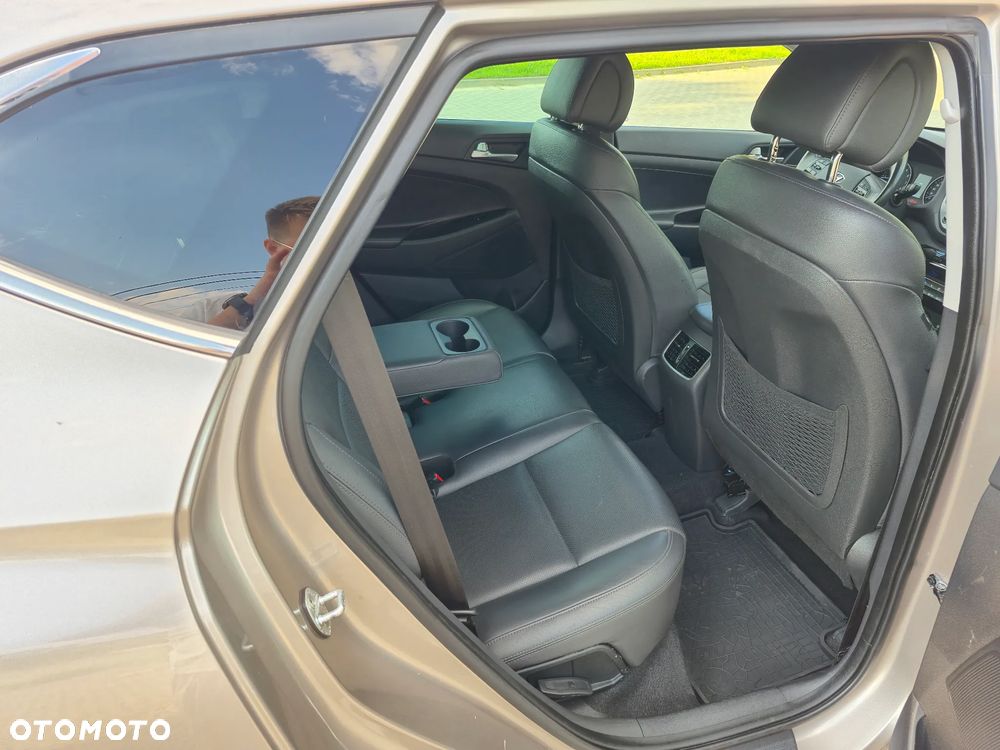 Hyundai Tucson 1.6 T-GDi Premium 4WD DCT - 16