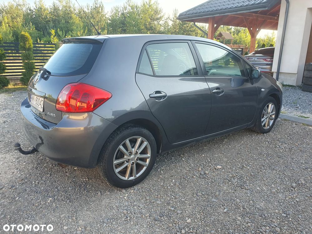 Toyota Auris - 19