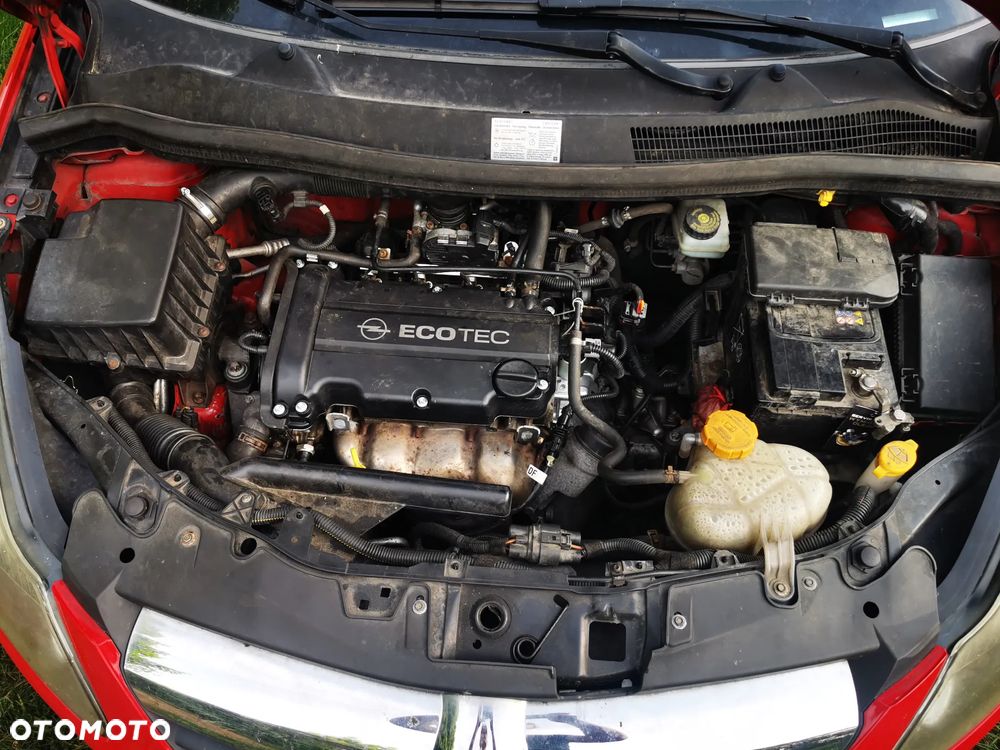 Opel Corsa 1.2 16V - 4