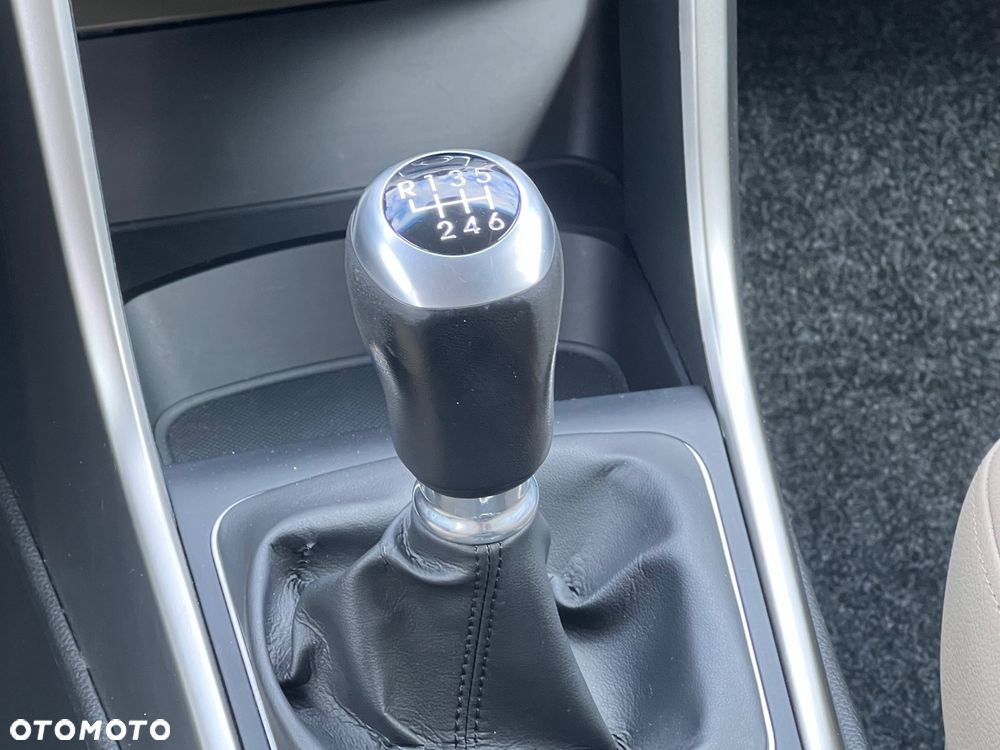 Hyundai i30 i30cw blue 1.6 CRDi Trend - 28