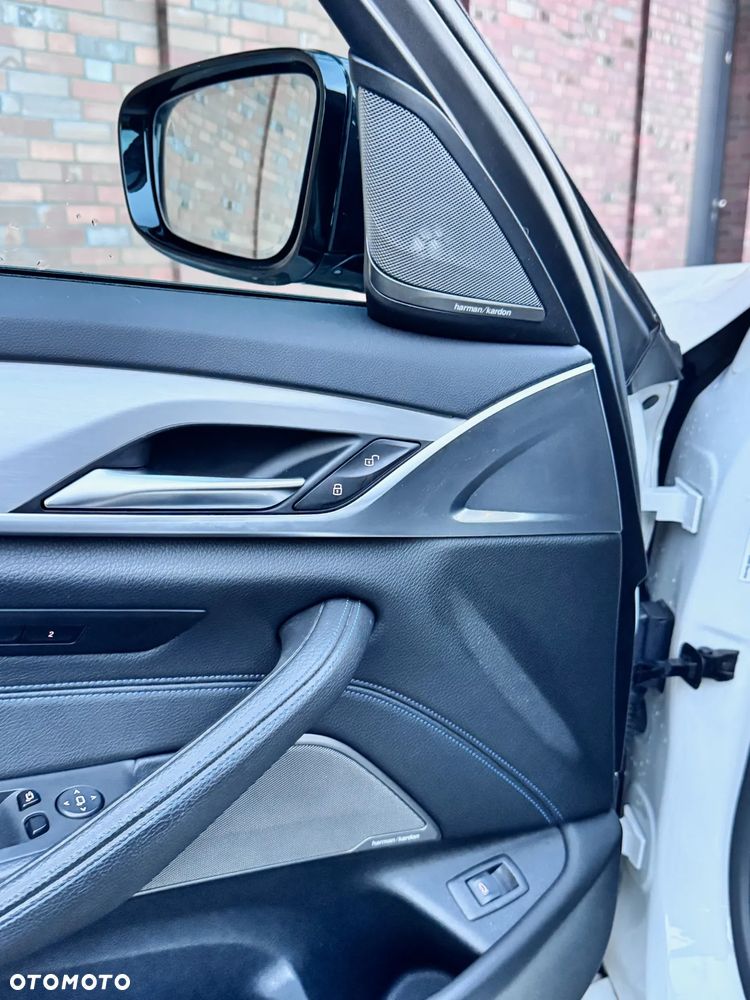 BMW Seria 5 530i GPF xDrive M Sport sport - 10