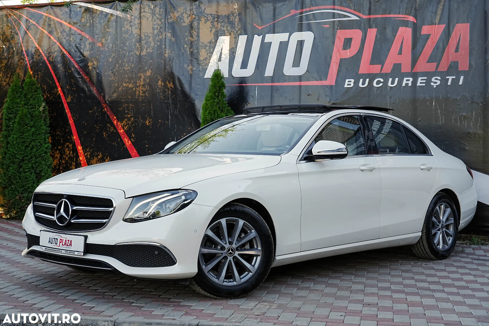 Mercedes-Benz E 200 d 9G-TRONIC Exclusive - 4