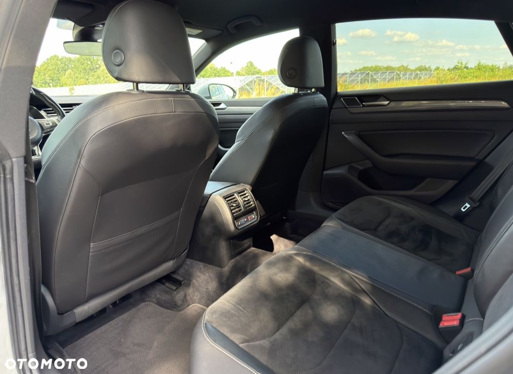 Volkswagen Arteon 2.0 TSI DSG R-Line - 33