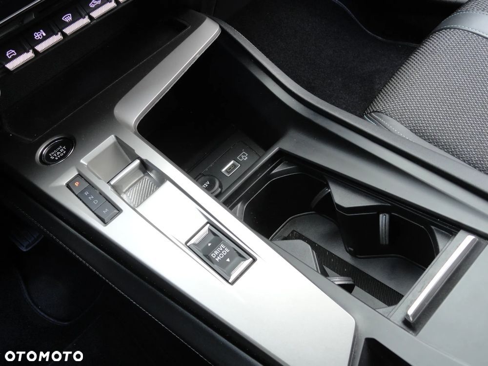 Peugeot 308 BlueHDi 130 EAT8 Stop & Start Allure Pack - 17