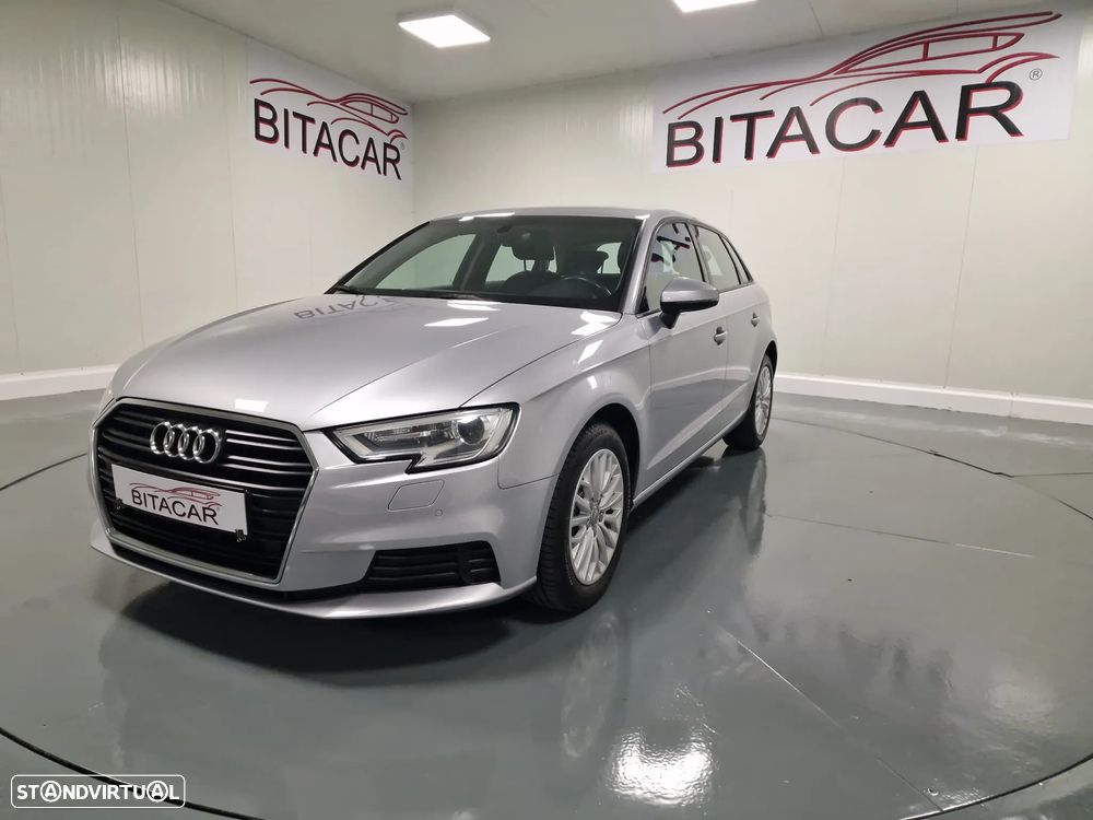 Audi A3 Sportback 1.6 TDI Design - 12