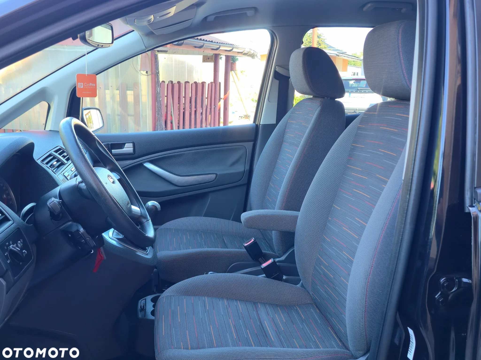 Ford C-MAX 1.6 Style+ - 32