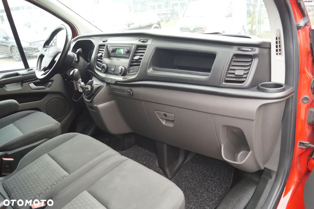 Ford Transit Custom - 28