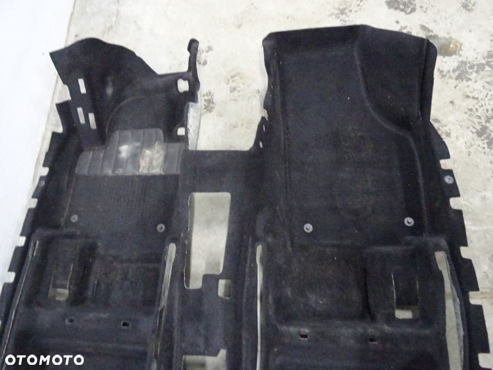 DYWAN PODŁOGA VW GOLF V PLUS HB 5D NR43 - 3
