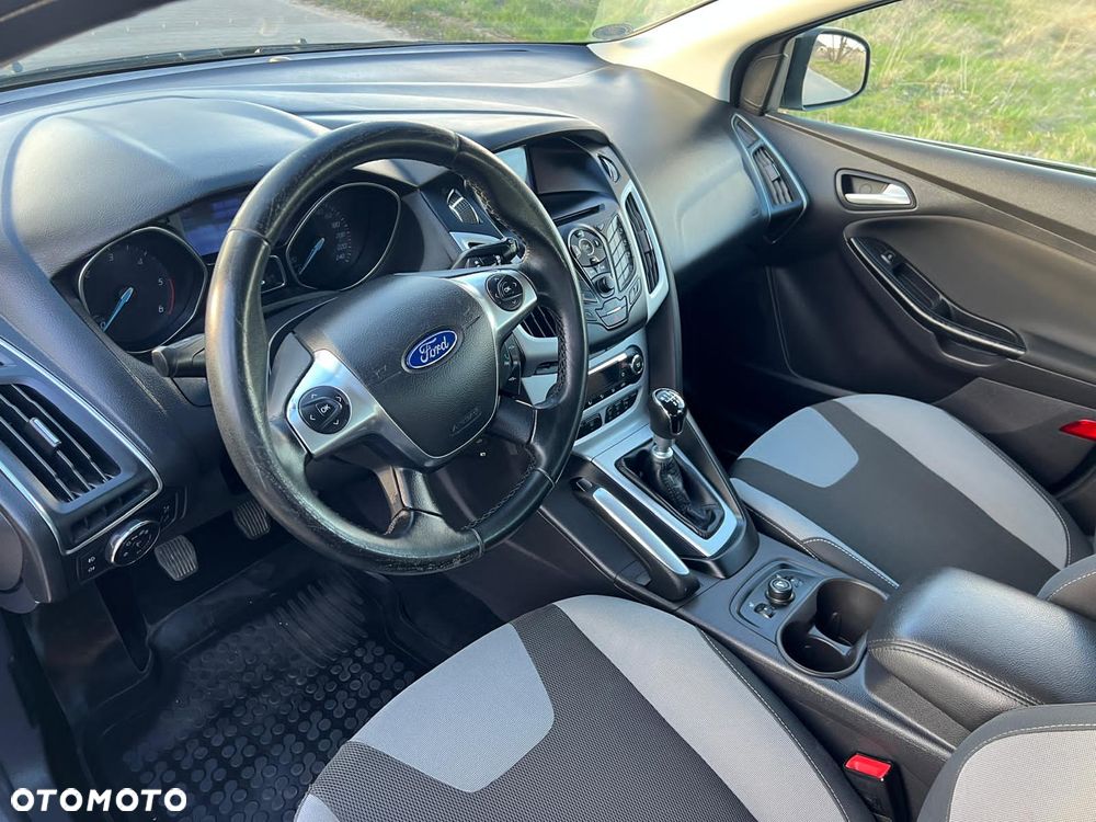 Ford Focus - 16