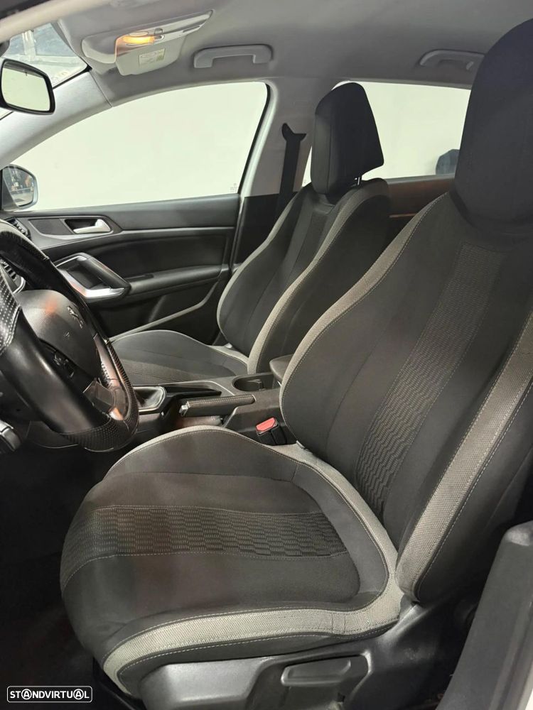 Peugeot 308 1.6 e-HDi Active - 12