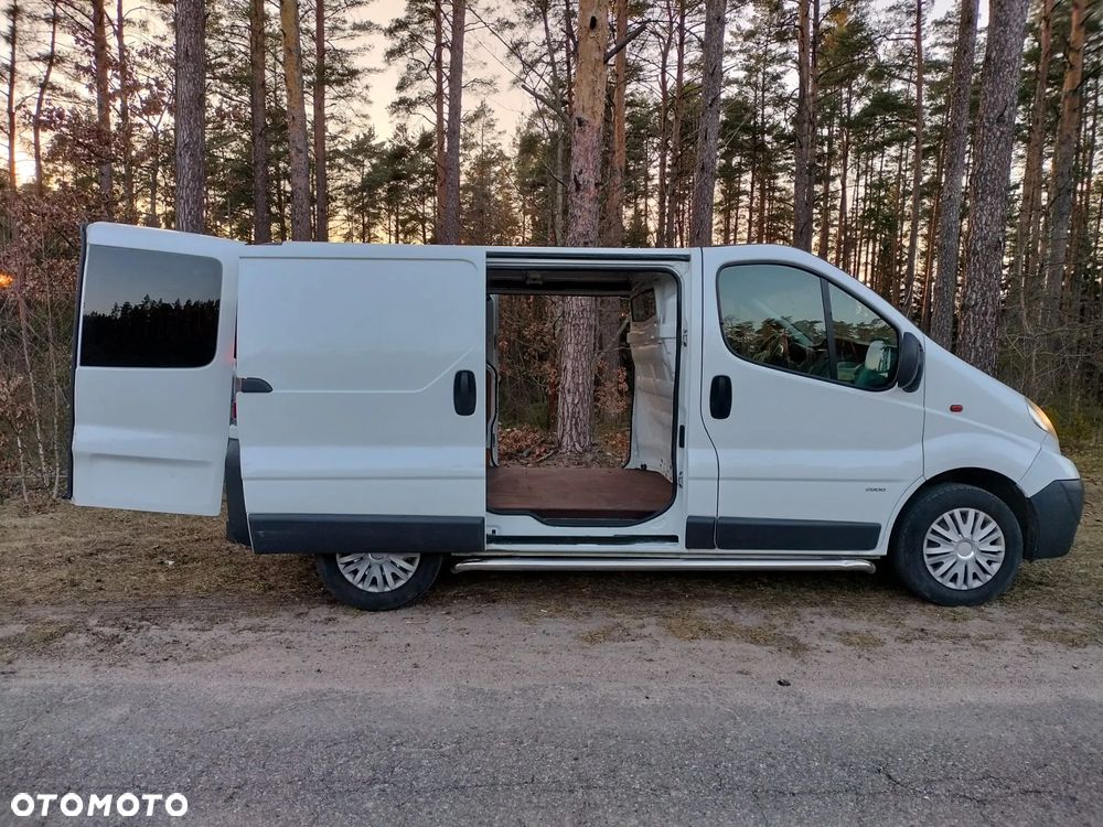 Opel vivaro - 16
