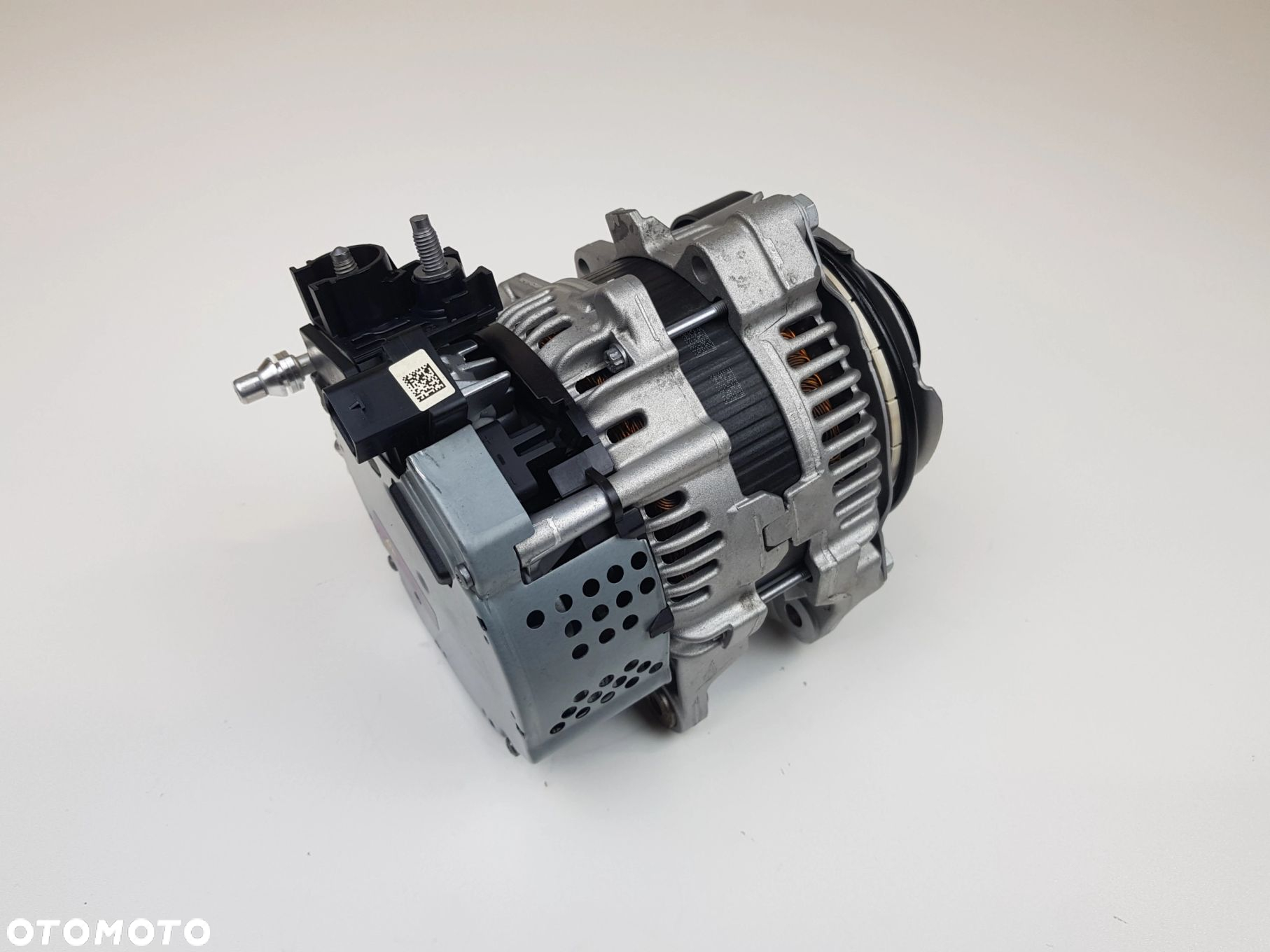 Alternator BMW G01 G20 G21 G30 G31 8490432 - 3