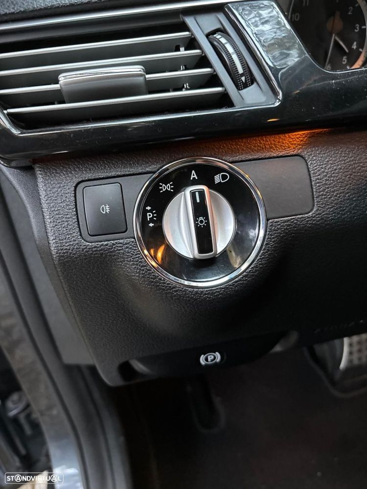 Mercedes-Benz E 250 CDi Avantgarde BlueEfficiency - 33