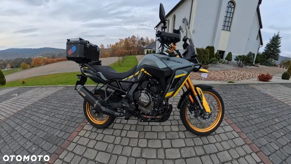 Suzuki DL - 8