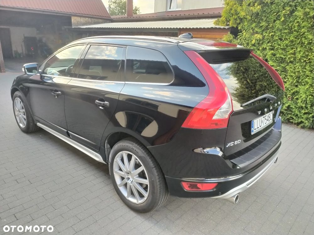 Volvo XC 60 - 4