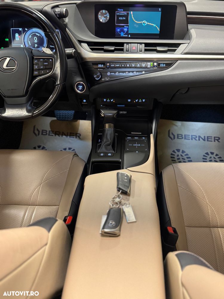 Lexus Seria ES 300h Business Edition - 15