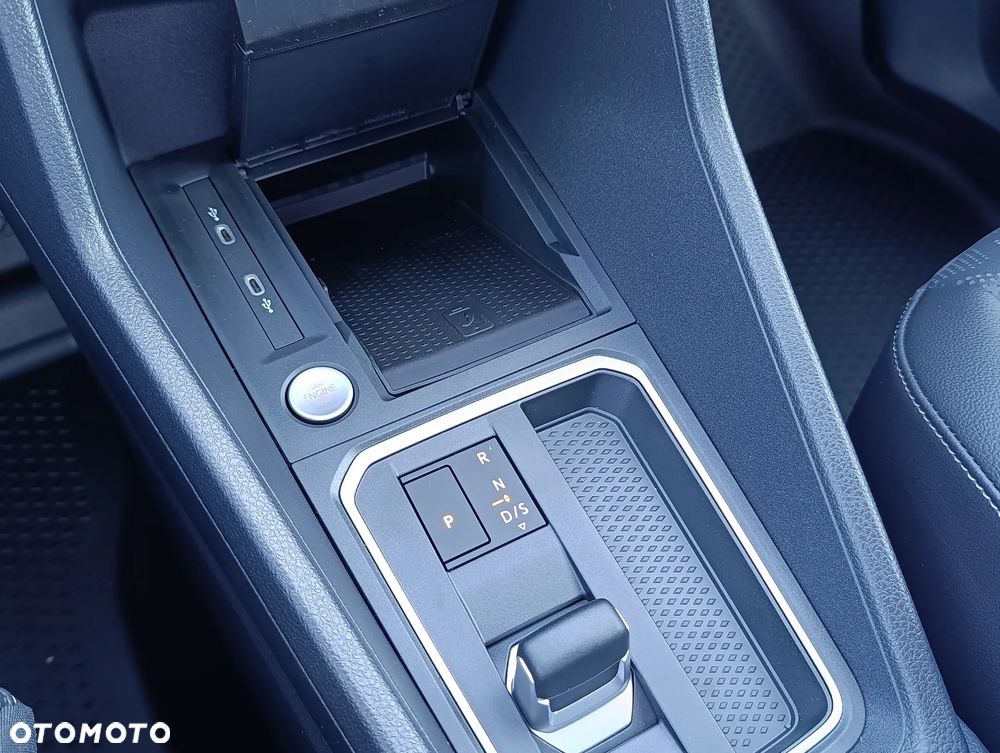 Ford Transit Connect - 32