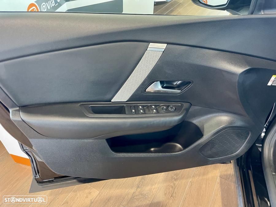 Citroën C4 X 1.2 PureTech Plus EAT8 - 25