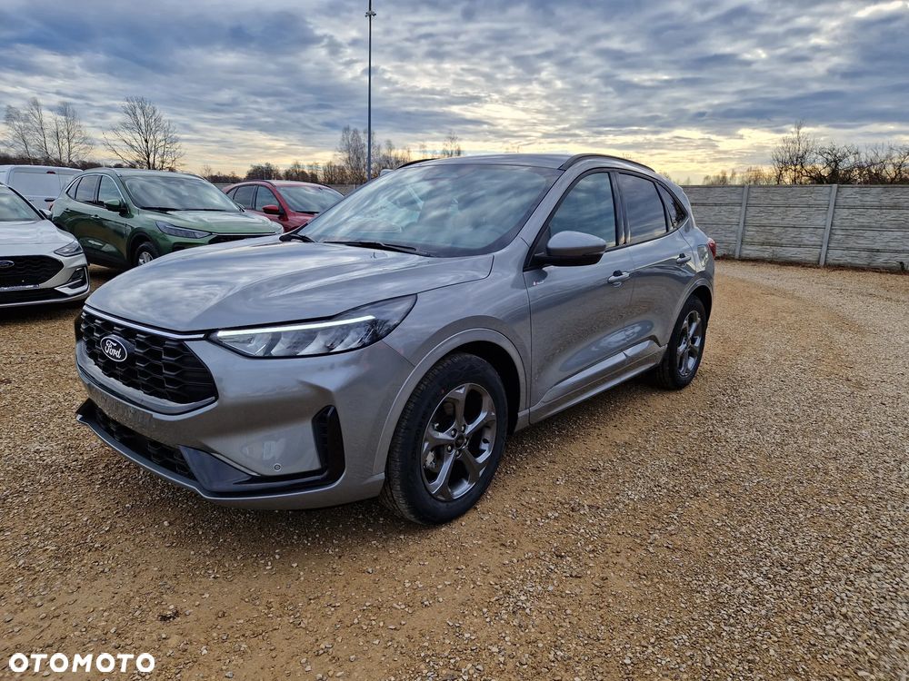 Ford Kuga 1.5 EcoBoost FWD ST-Line - 1