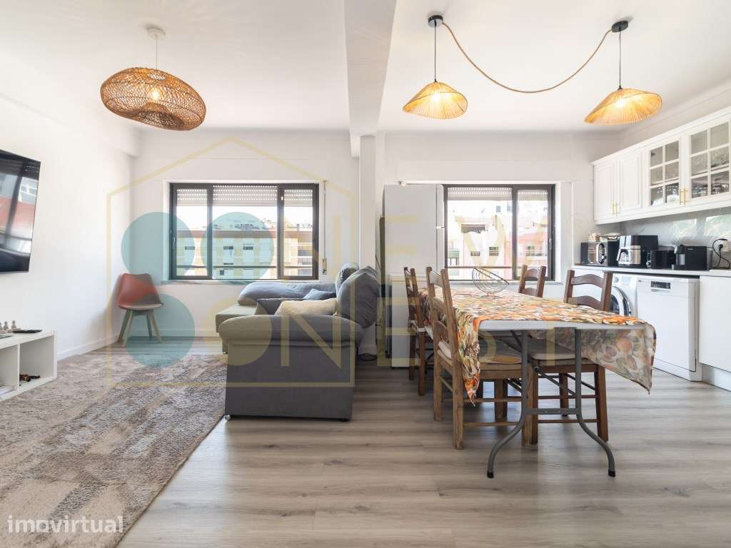 Apartamento T2 Remodelado com Parqueamento 'ao lado' do Hospital, S... - Grande imagem: 5/38