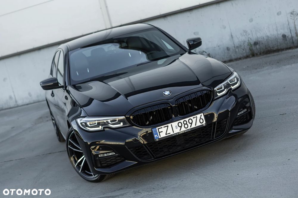 BMW Seria 3 320d xDrive M Sport Shadow - 9