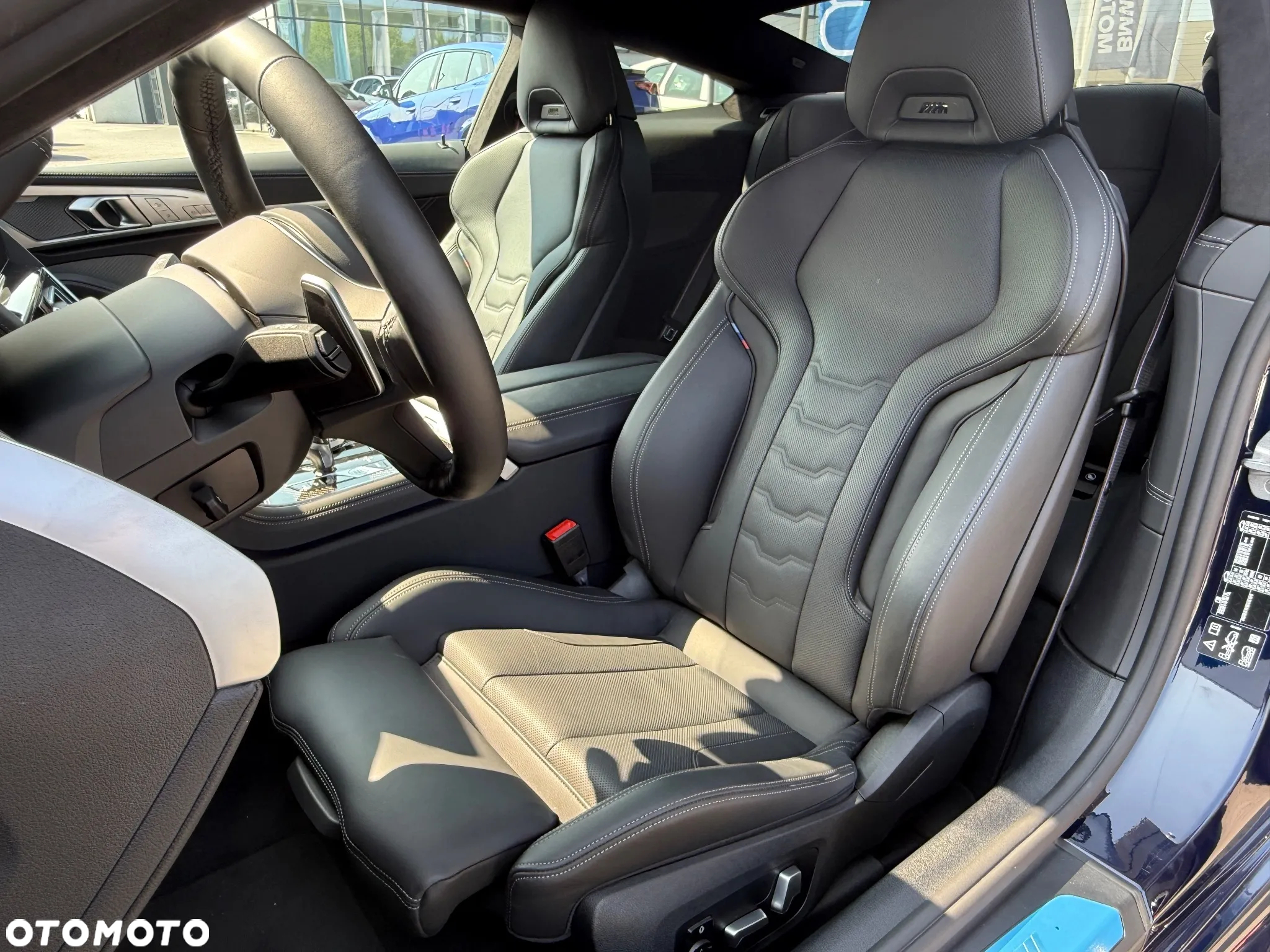 BMW Seria 8 840i xDrive - 14