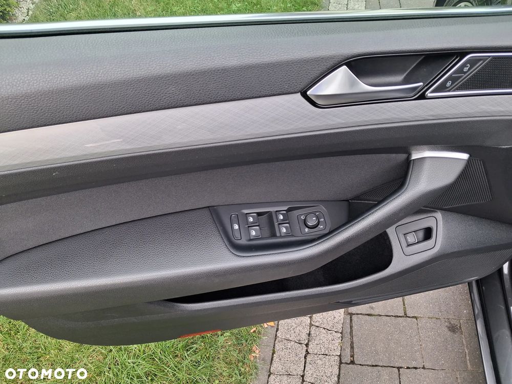 Volkswagen Passat 1.5 TSI EVO Business DSG - 26