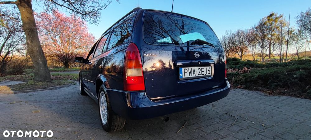 Opel Astra 1.6 GL / Club - 7