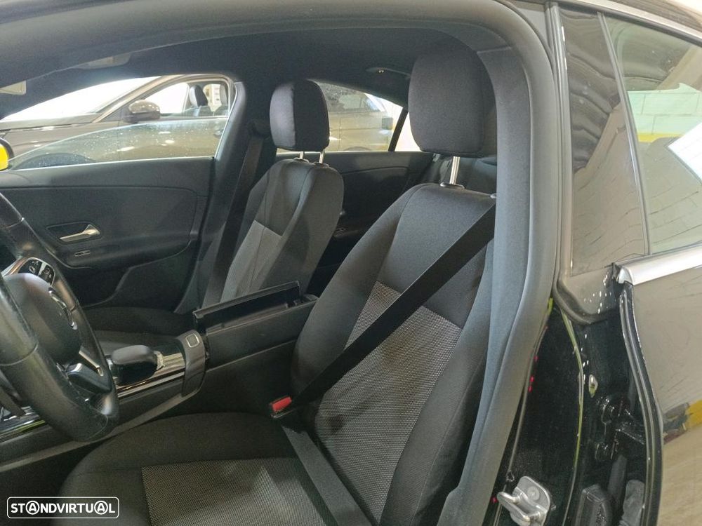 Mercedes-Benz CLA 180 d Style Aut. - 6