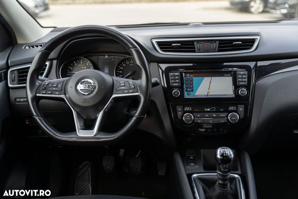 Nissan Qashqai 1.6 DIG-T N-Connecta - 14