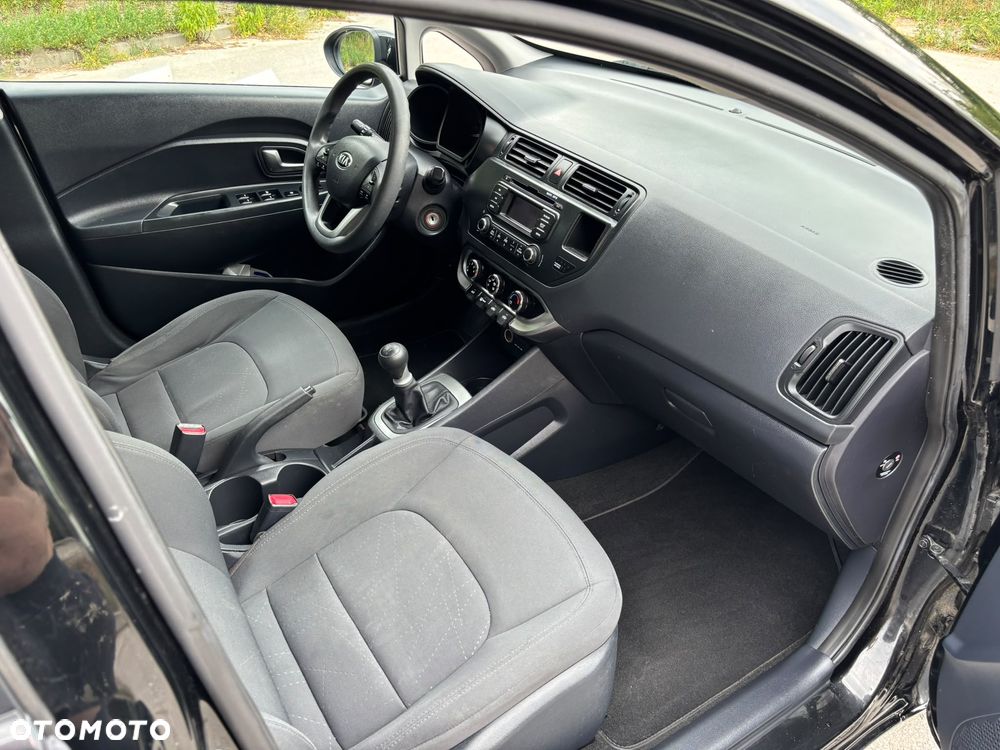 Kia Rio 1.2 Dream Team Edition - 7