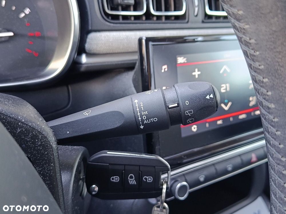 Citroën C3 1.2 PureTech Shine - 29