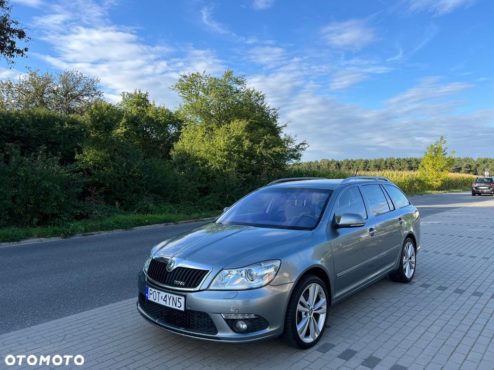Skoda Octavia 2.0 TDI RS DSG - 1