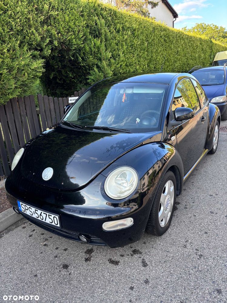 Volkswagen New Beetle - 1