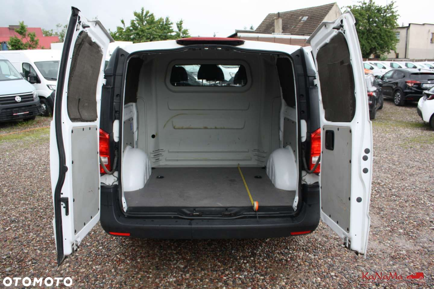 Mercedes-Benz VITO - 23