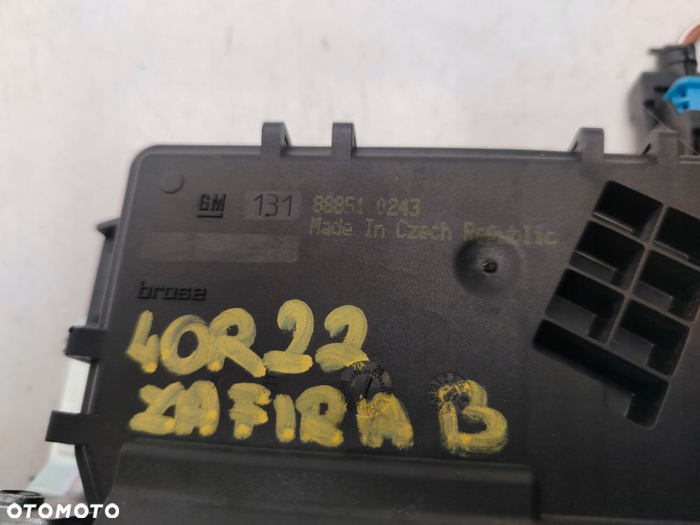 opel zafira b lift 08r- zamek klapy bagażnika tył tylny 13188851 - 6