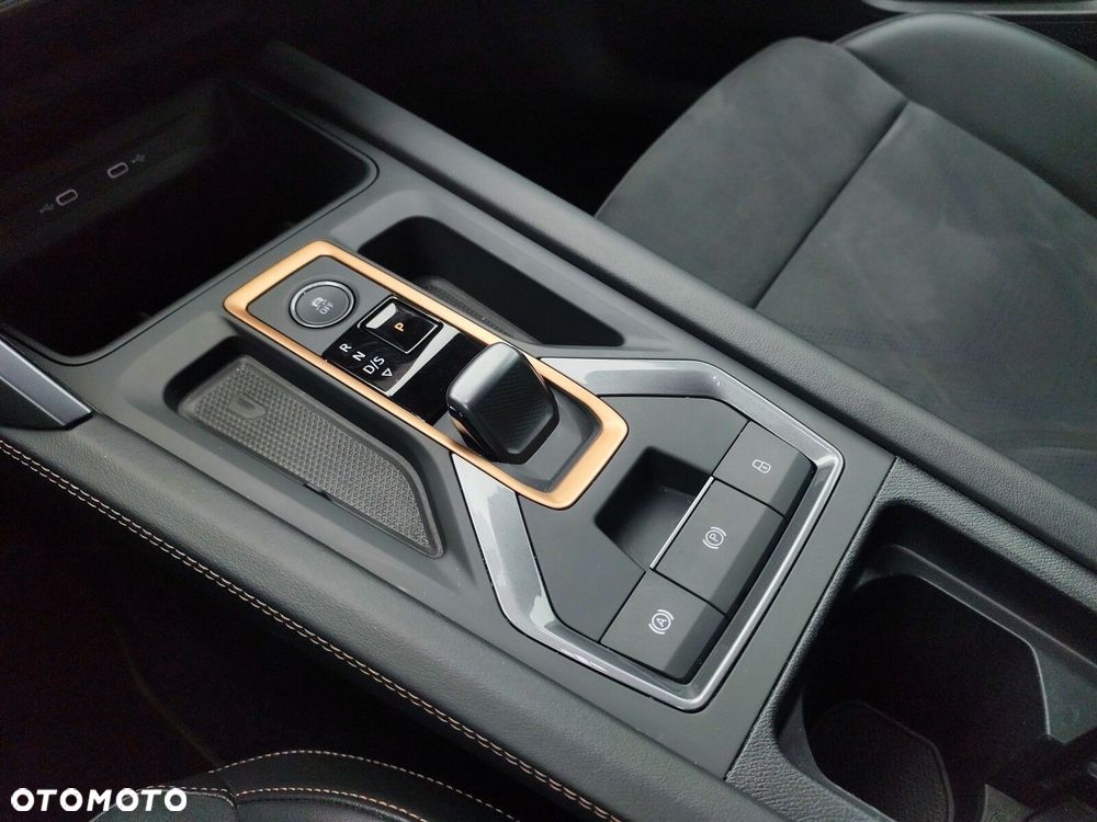 Cupra Formentor 1.5 eTSI mHEV DSG - 22