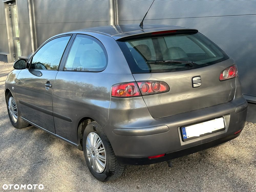 Seat Ibiza 1.2 12V Amaro - 8