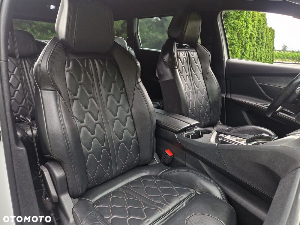 Peugeot 5008 - 36