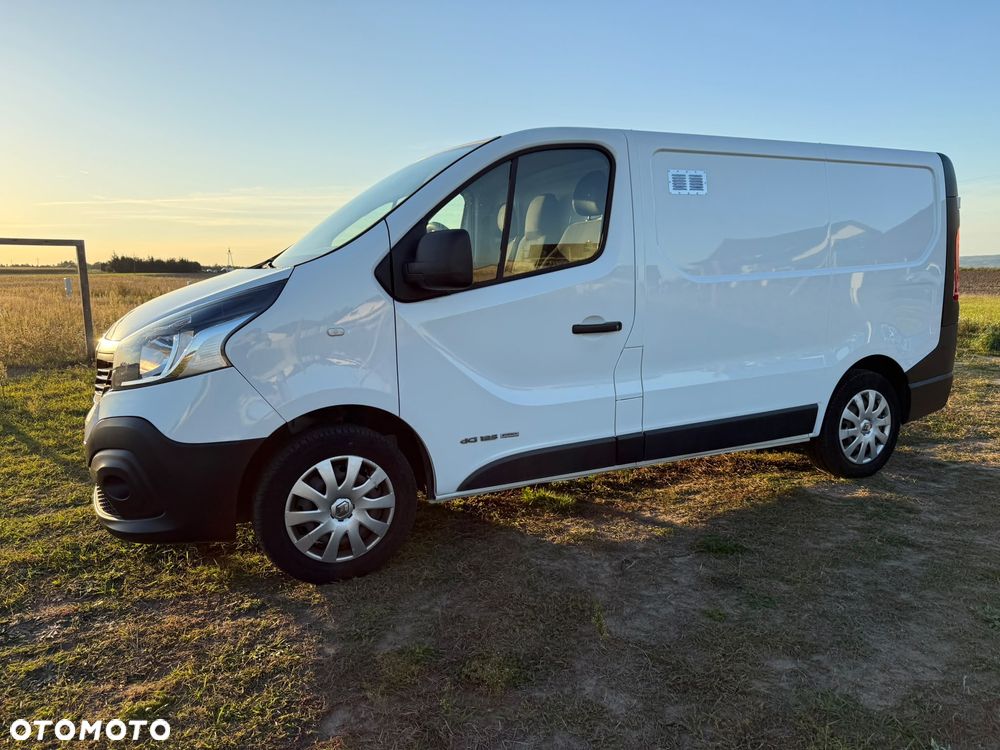 Renault Trafic - 32