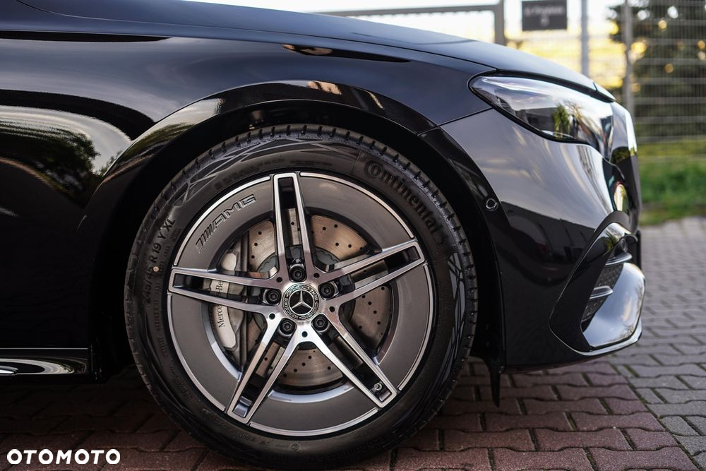 Mercedes-Benz Klasa E 220 d 4-Matic AMG - 13